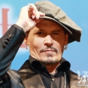 ジョニー・デップのウインクにファン悶絶！