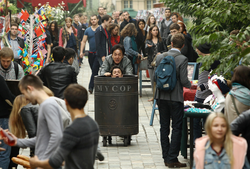 スキップ・トレース（原題 絶地逃亡 英題 Skiptrace ）