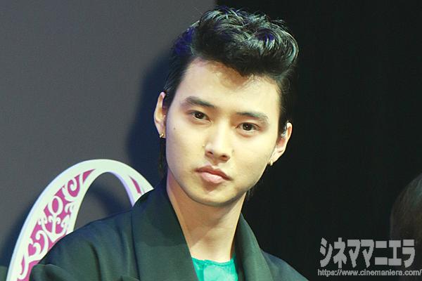 山﨑賢人「初めてみんさんに観ていただけるのでワクワクしています」