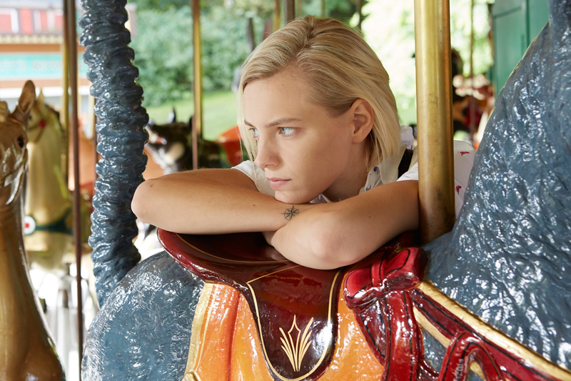 エリカ・リンダー[Erika Linder]、女優初挑戦を語る