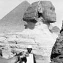 ルイ＆オーギュスト・リュミエール兄弟が“シネマトグラフ”で撮影したエジプト・ギザのピラミッド（１８９７）