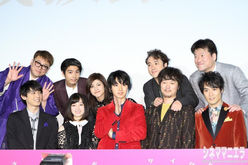 フォトセッションでも密着?!