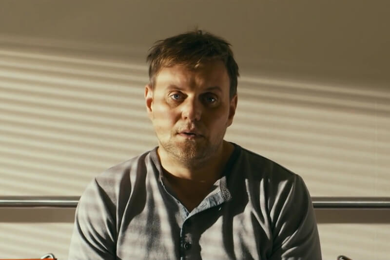 まともな男(原題 Nichts Passiert )