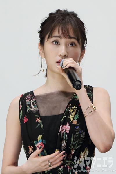 前田敦子、映画『探偵はBARにいる3』初日舞台挨拶にて