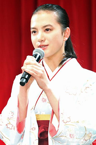 清原果耶、映画『ちはやふる －結び－』の完成披露試写会にて