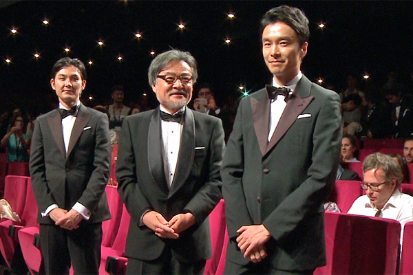 「ある視点」部門の映画『散歩する侵略者』（英題 BEFORE WE BANISH ）ワールドプレミア上映でスタンディングオベーションが