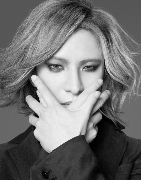 X JAPANリーダーのYOSHIKI、今まで明かさなかったhideの真実について語る