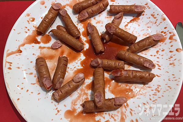 取材陣用の試食、指先ウインナー