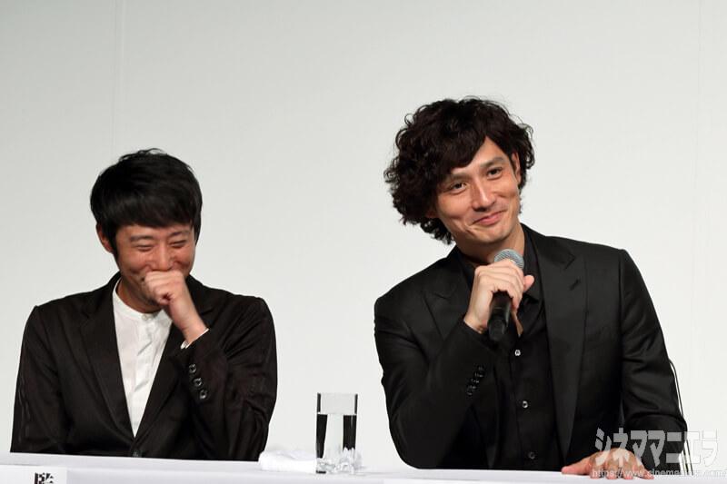 安藤政信「この作品にぶつけたい思いを待って、東京駅で小さいシャンパンを買って小さいグラスをいただいて1人で乾杯して秋田に向かいました」