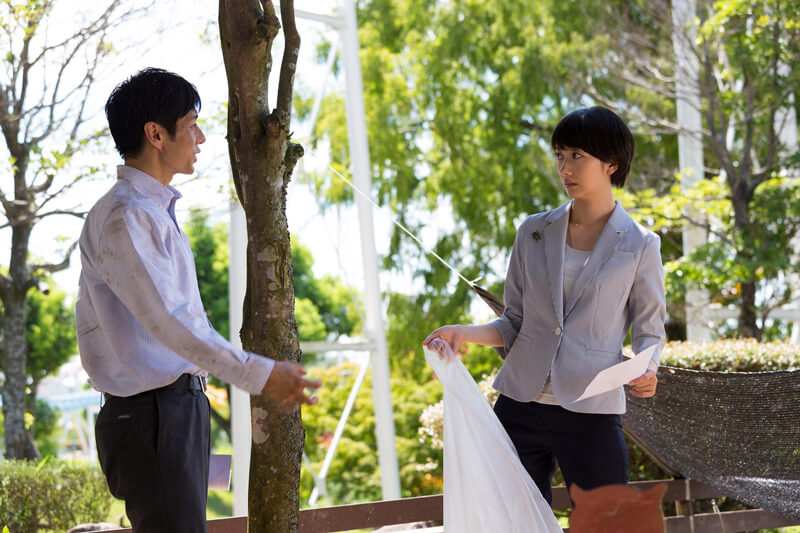 波平久瑠美（波瑠）とグリーンランドの“魔法使い”（西島秀俊）