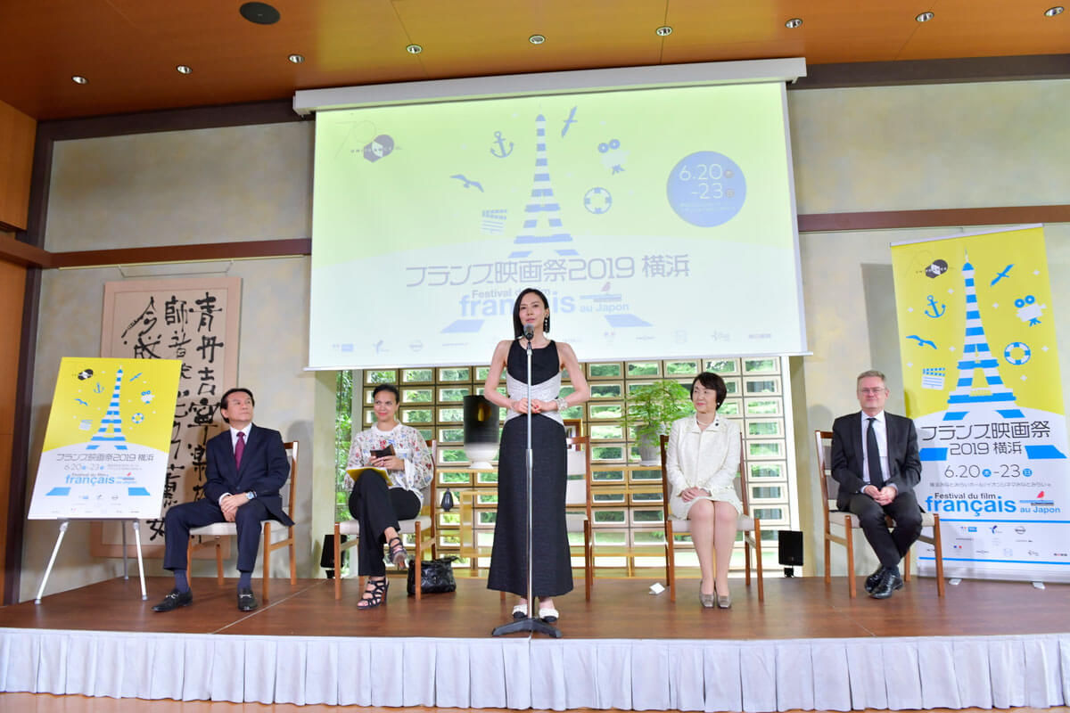 左から川口均、イザベル・ジョルダーノ、中谷美紀、林文子、ローラン・ピック（敬称略）