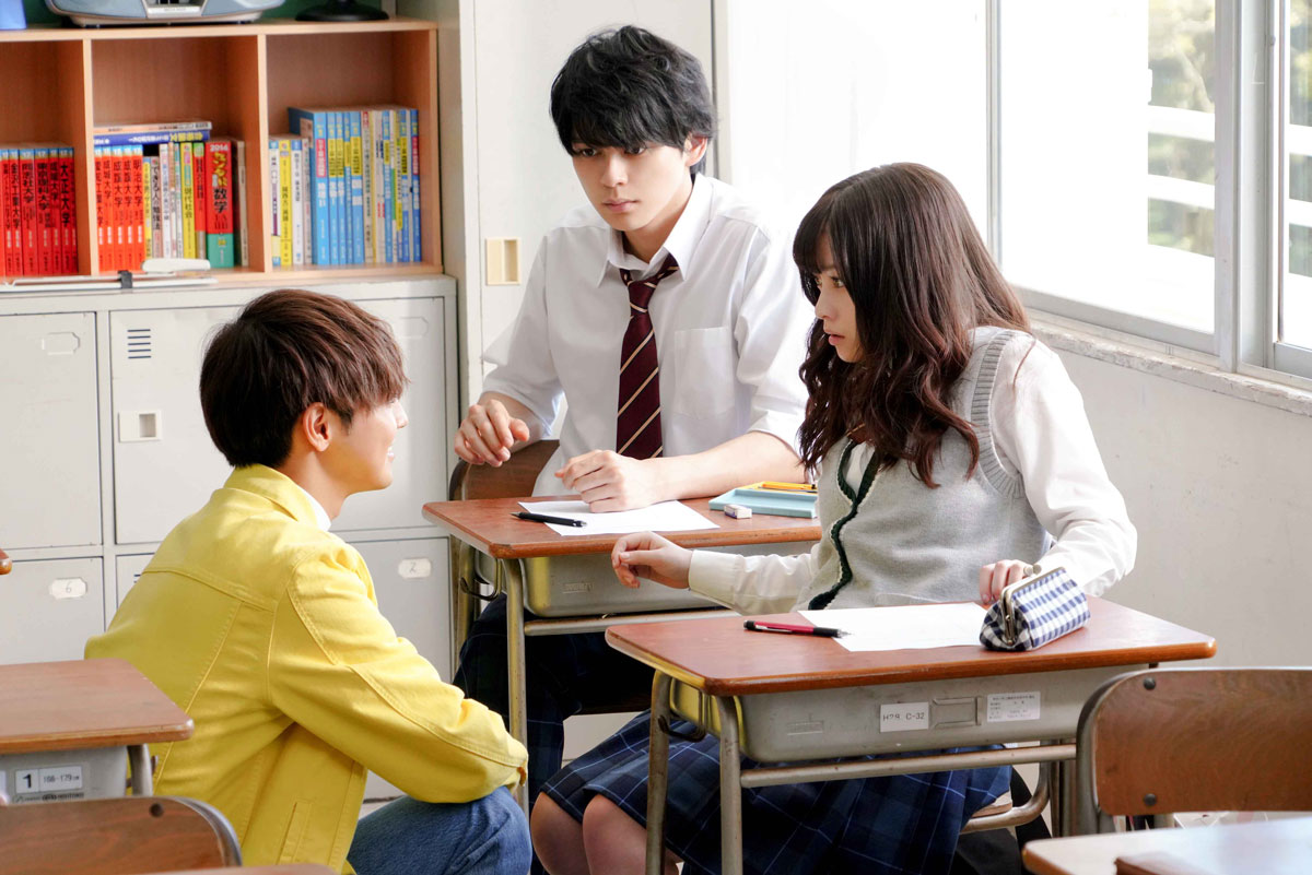 『0キス』片寄涼太、橋本環奈にひざまずく!